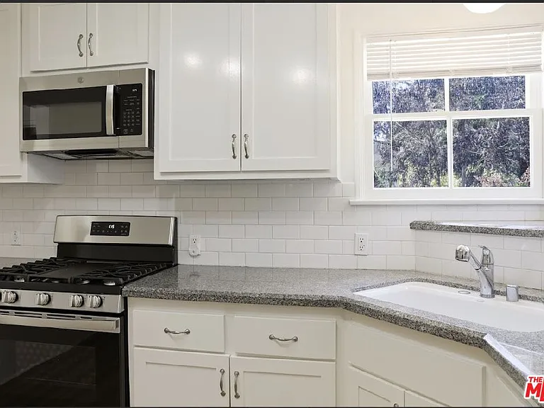 4085 Van Buren Pl — Photo 13