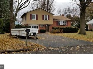 745 Acacia Ave, Reading, PA