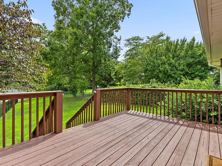 2418 Crescent Club Dr — Photo 30