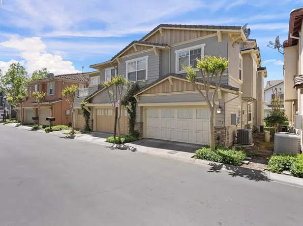 49099 Woodgrove Cmn, Fremont, CA 94539