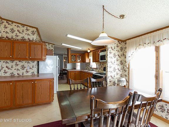 4th image of 25752 Scioto Dr