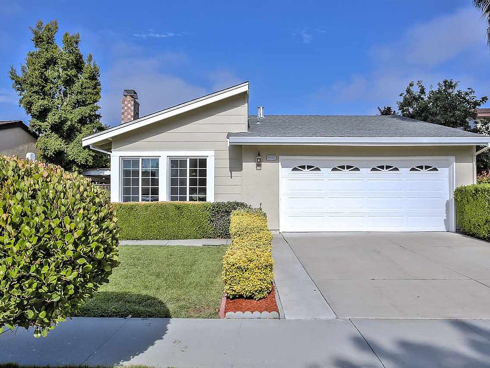 1st image of 34187 Siward Dr