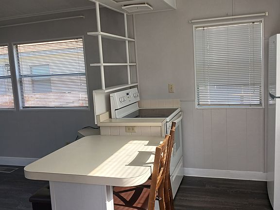 2nd image of 3233 SE 110th St Unit 28