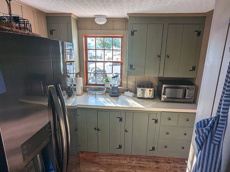 18 Chamberlain Ct — Photo 15