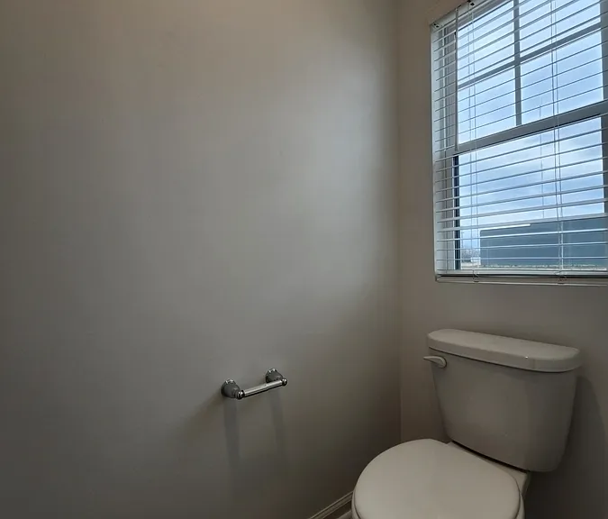 417 Venetian Dr #1 — Photo 8