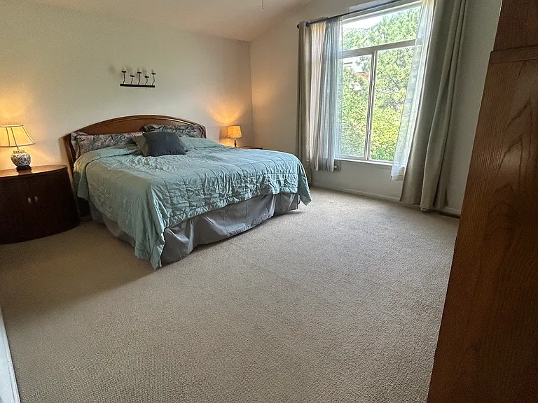 1325 N Ford St — Photo 37