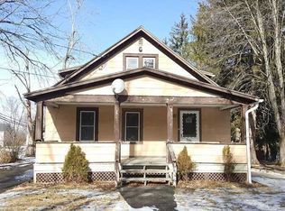 37 Pleasant Ave, Shawangunk, NY 12589