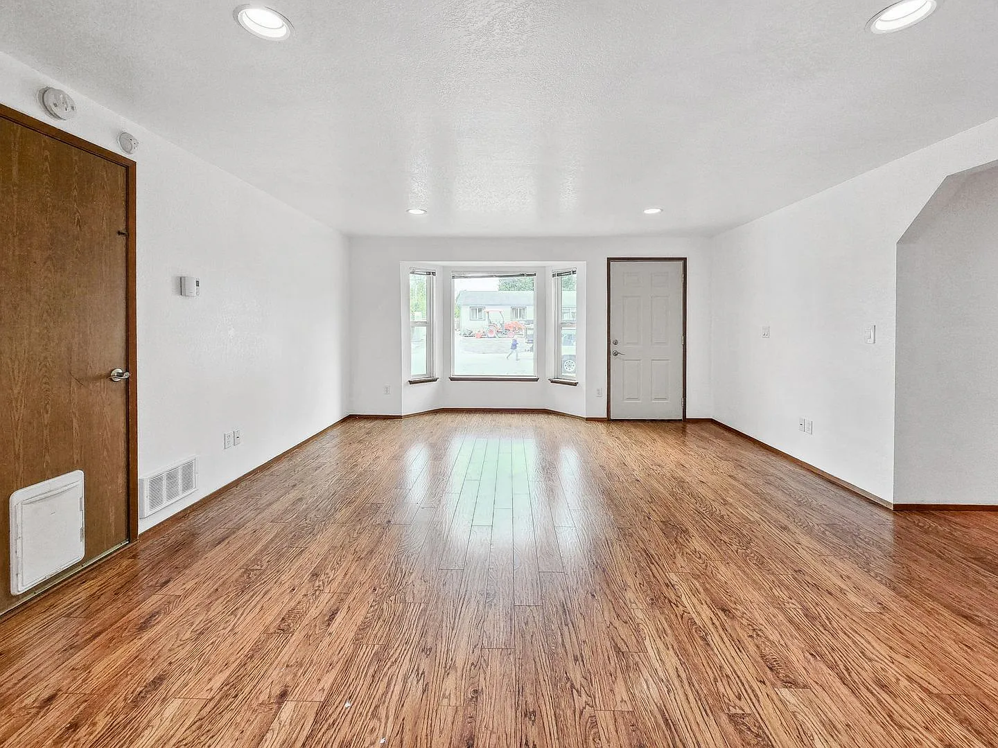 Beautiful rambler house with 3 bedroom near Kasch Park — Photo 2