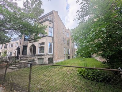 4930 S Vincennes Ave, Chicago, IL, 60615