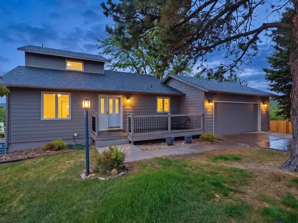 3005 Sunny Hill Cir, Rapid City, SD 57702