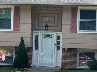335 James St, Canal Fulton, OH 44614