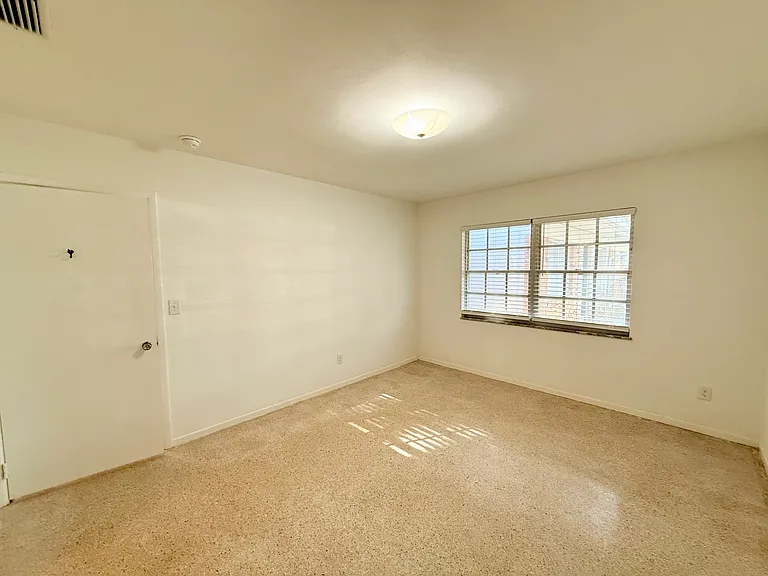 135 W Minnesota Ave #8 — Photo 15