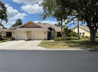 1334 Park Lake Dr #28-R, Naples, FL 34110