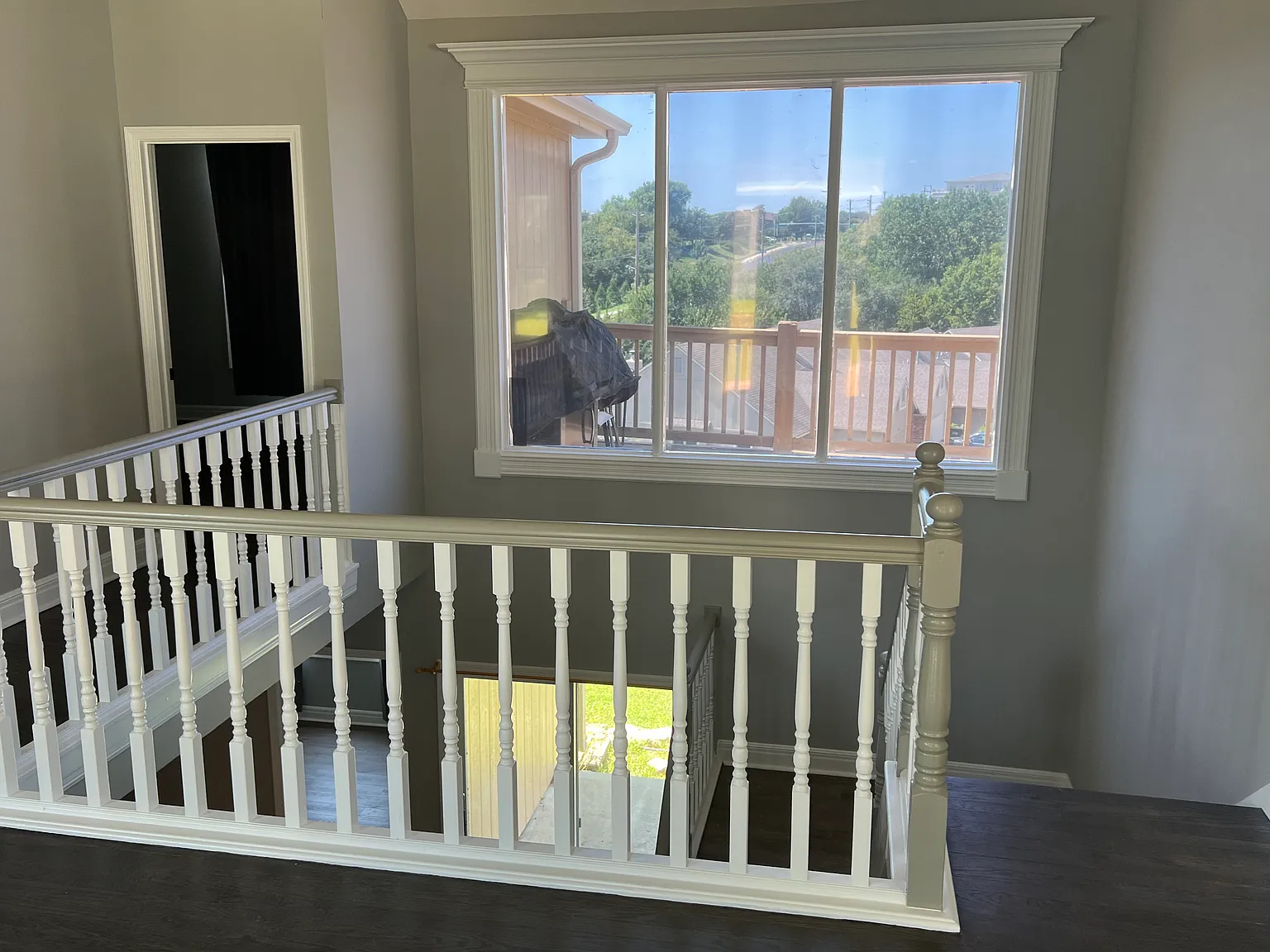 4 bed, 2510 sqft, $2,200 — Photo 2