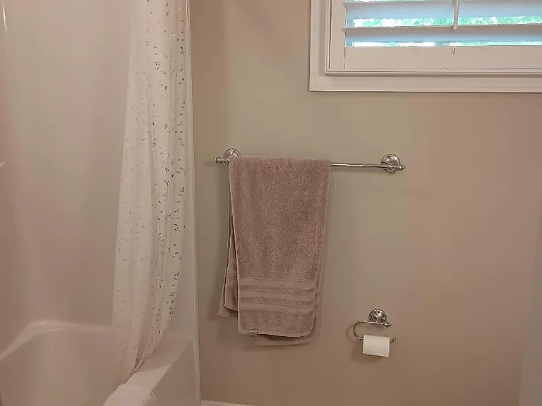426 New Britain Dr — Photo 9