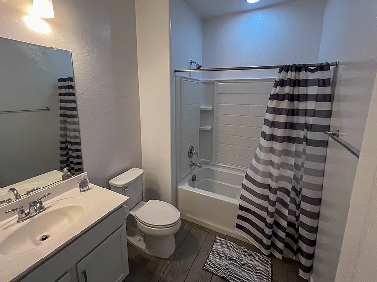 7128 S 33rd Ave — Photo 10