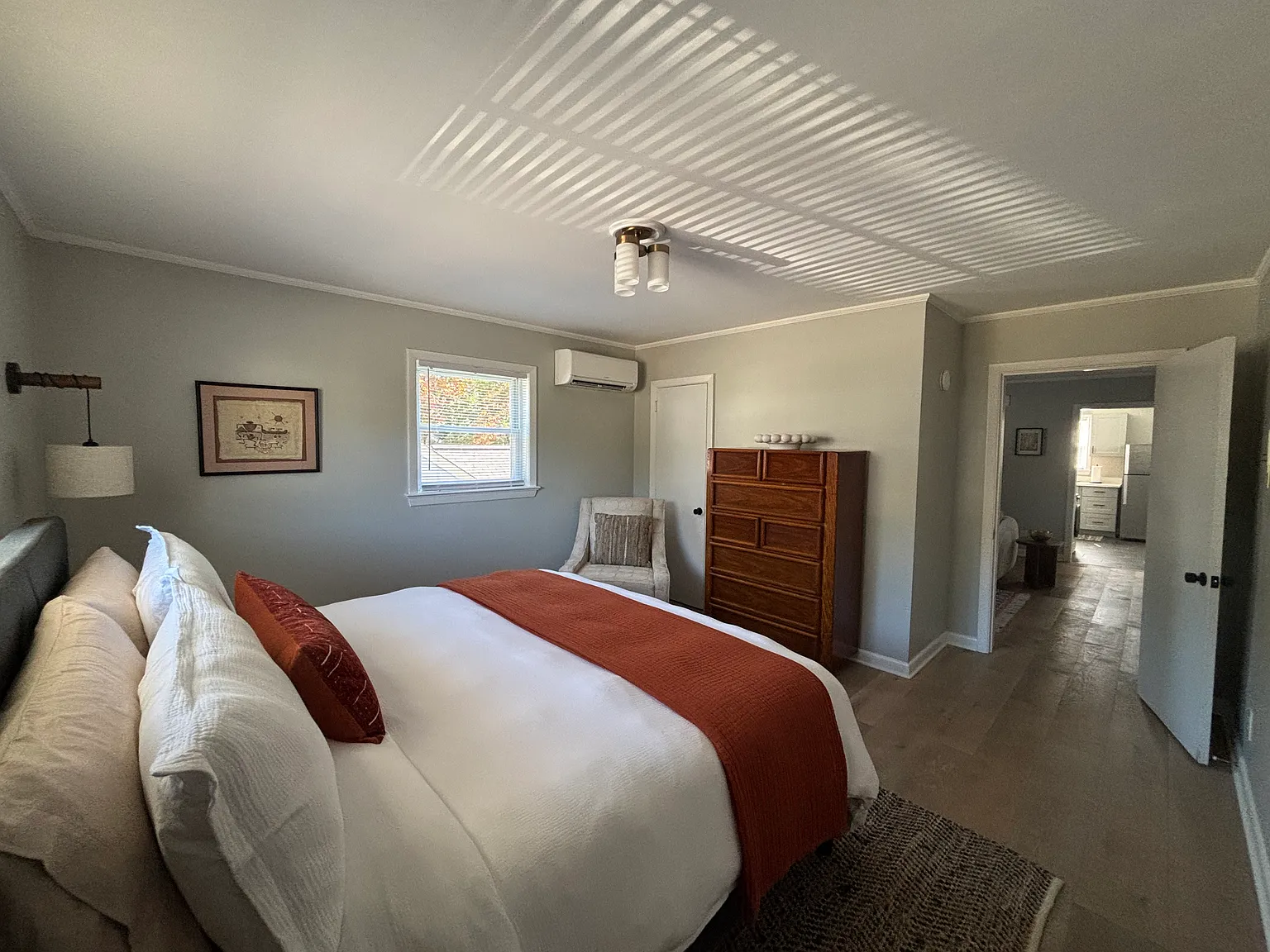 615 Guilford Ave — Photo 4