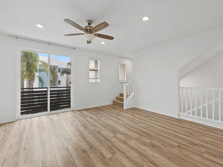 11011 Skyglow Dr — Photo 16