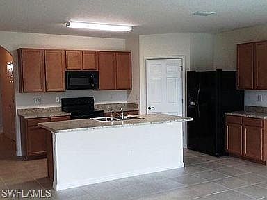 2nd image of 114 NW 14th Ter
