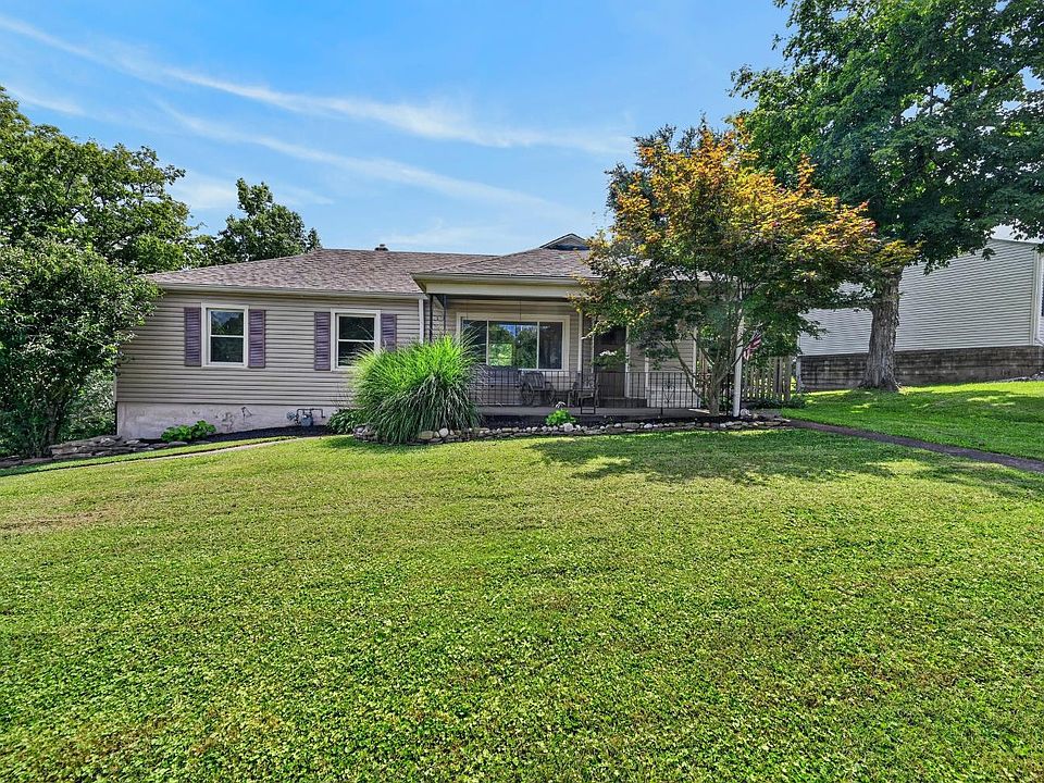 1st image of 205 Donna Dr