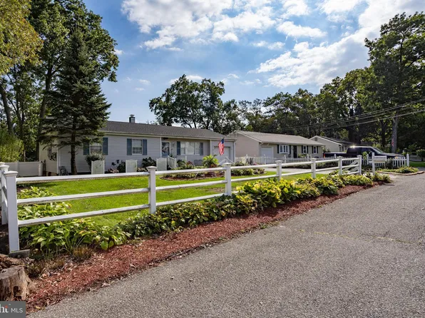 2432 Woodland Rd, Manchester, NJ 08759