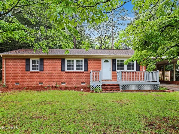 645 N Page Street, Southern Pines, NC 28387