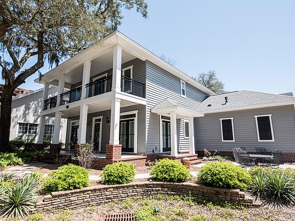 3rd image of 321 Grand Oaks Dr