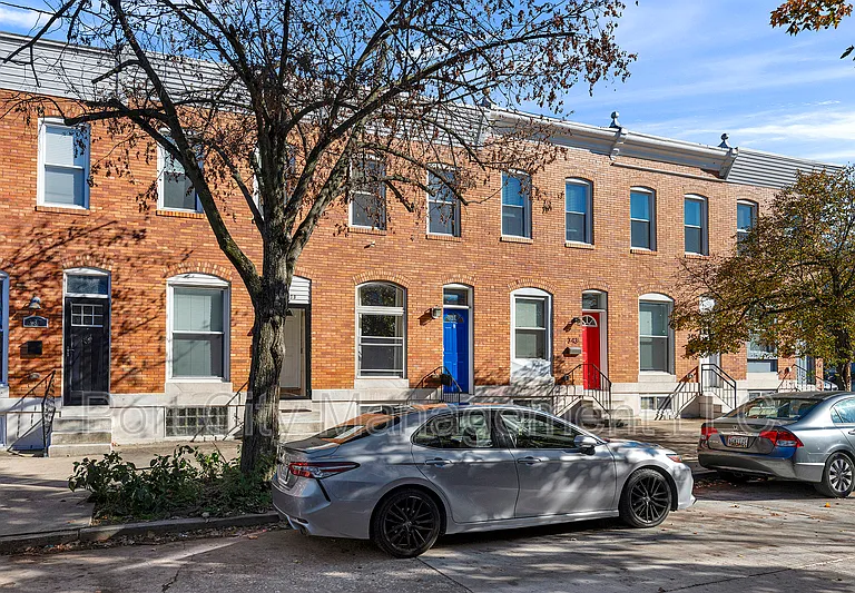 341 S Macon St — Photo 2