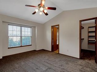 2721 N Rutgers Ct, Wichita, KS 67205