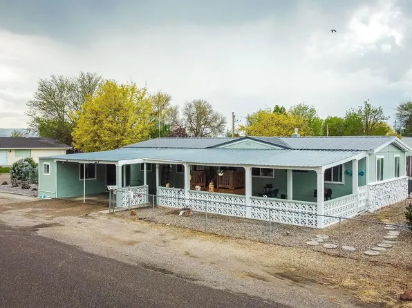 202 S 6th St W, Homedale, ID 83628