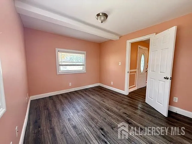 5 Sussex Ct — Photo 11