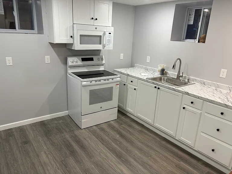 106 Richmond St #1 — Photo 9