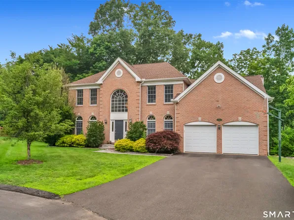 104 Salem Road, Trumbull, CT 06611