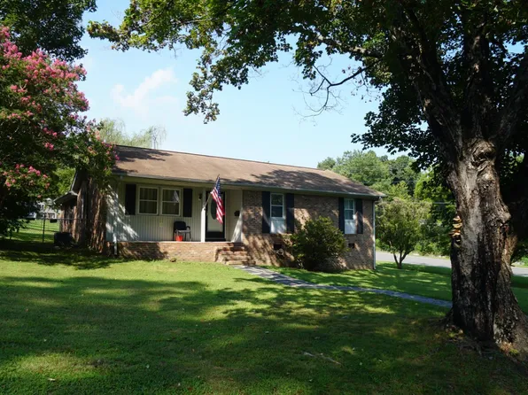 500 E Tennessee Ave, Crewe, VA 23930