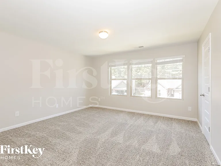 3527 Lebella Ln — Photo 9