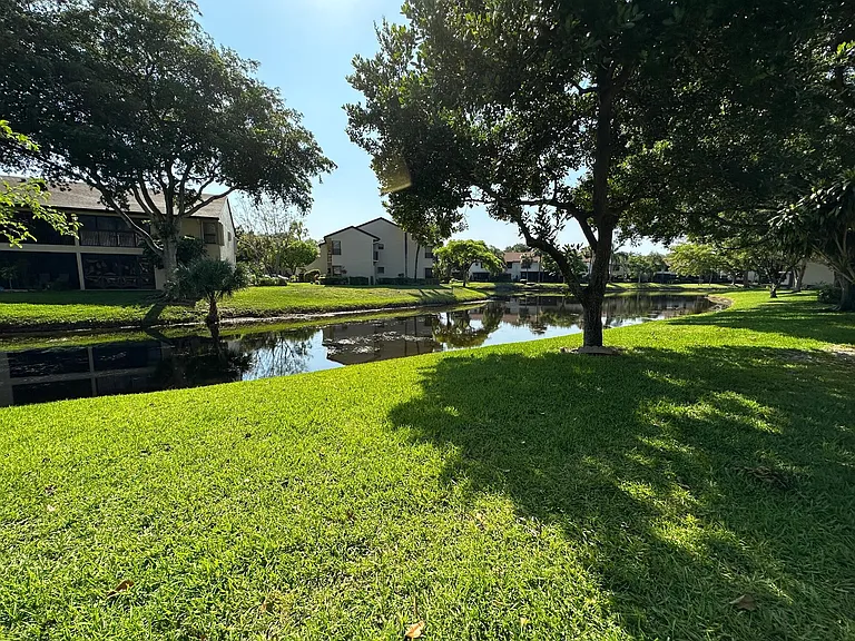 4509 Carambola Cir S #4509 — Photo 34