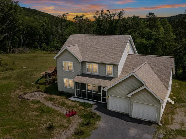 35 Arielle View Dr, Yellow Spring, WV 26865