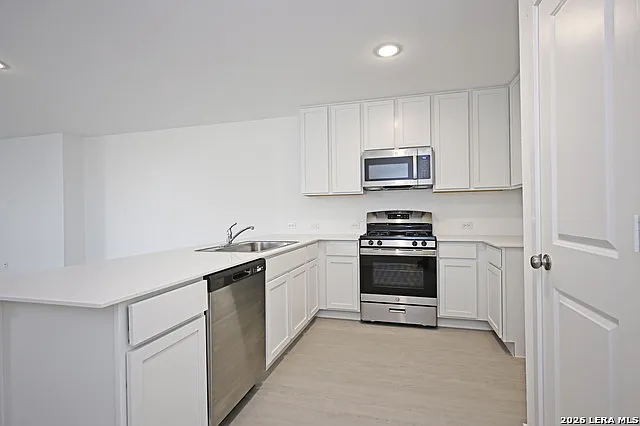 7411 Spinel Way — Photo 3