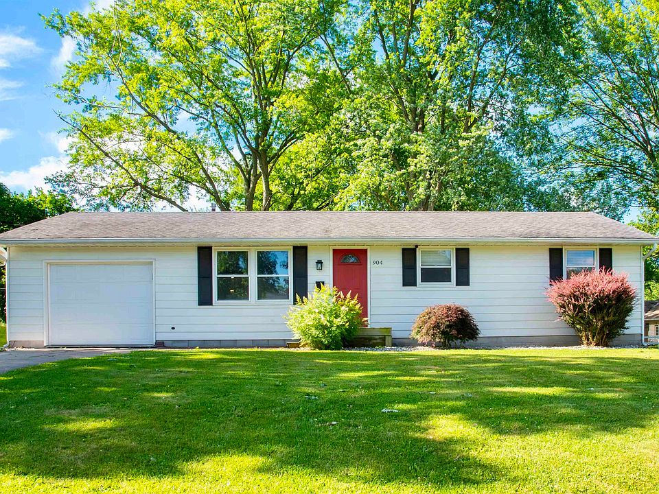 1st image of 904 Carlin Pl
