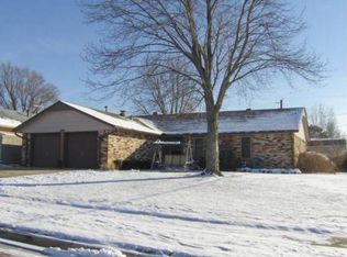 2100 Berkshire Dr, Ponca City, OK 74604