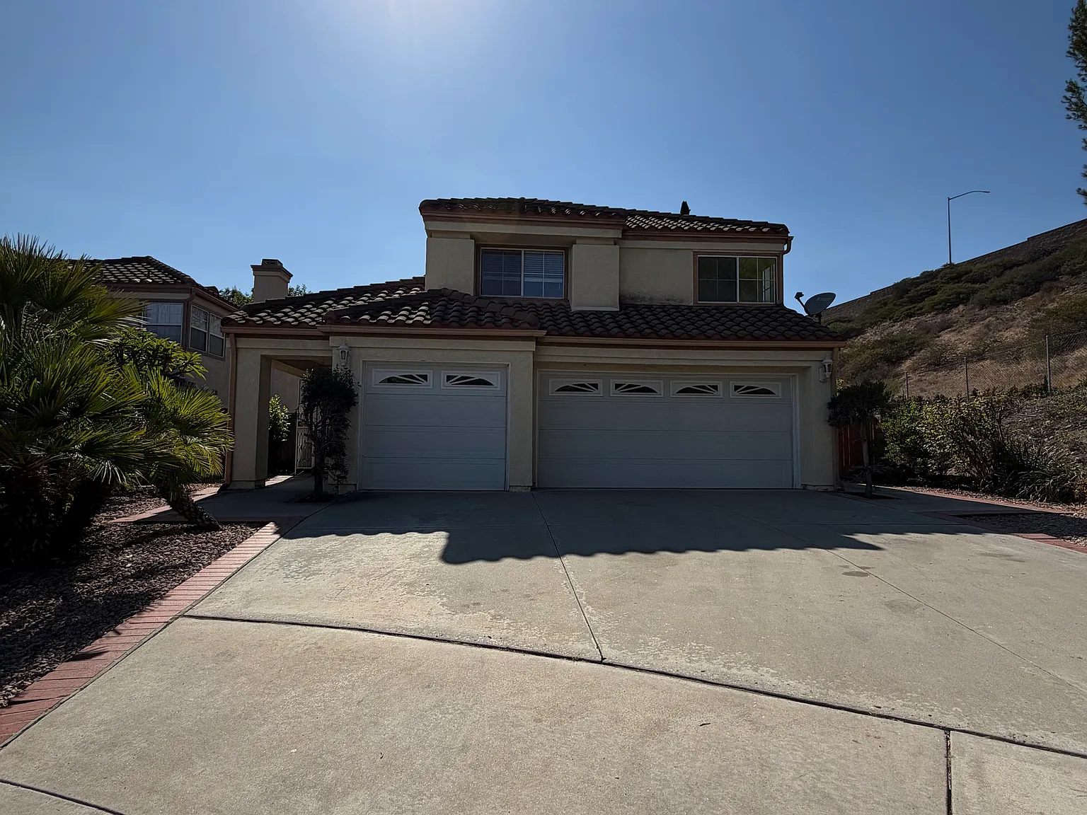 4 bed, 2631 sqft, $5,800 — Photo 1