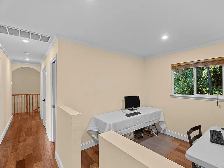 12 White Oak Dr — Photo 25