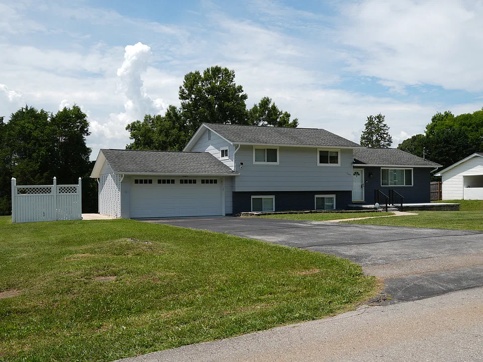 11149 Thornton Dr