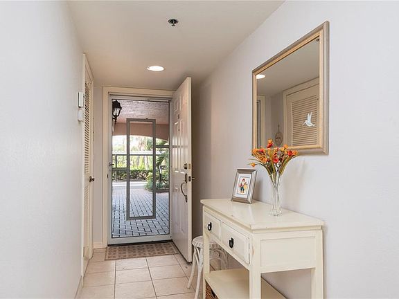 4th image of 23465 Harborview Rd APT 215