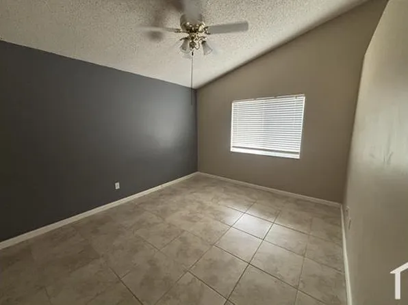 9824 Dean Acre Dr, Orlando, FL 32825