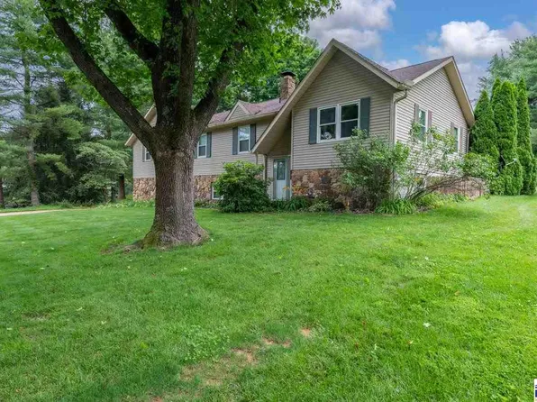 3500 W Springwood Ct, Bloomington, IN 47404