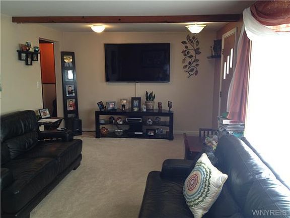 3rd image of 206 Ashford Ave