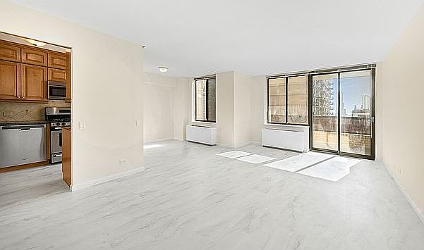 1st image of 311 E 38th St APT 16E
