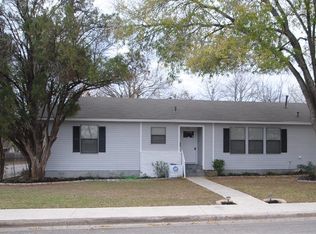 516 Mitchell Ave, Schertz, TX 78154