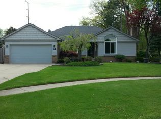 48235 James Dr, Shelby Township, MI 48317